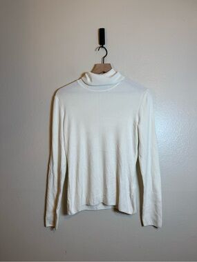 Pearl by Lela Rose‎ Ribbed Knit Turtleneck Lightweight Sweater